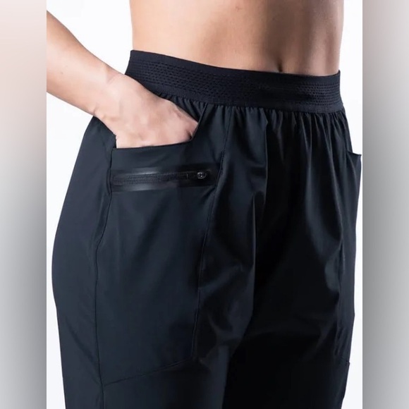 Alphalete Studio Jogger Pants - Picture 7 of 7